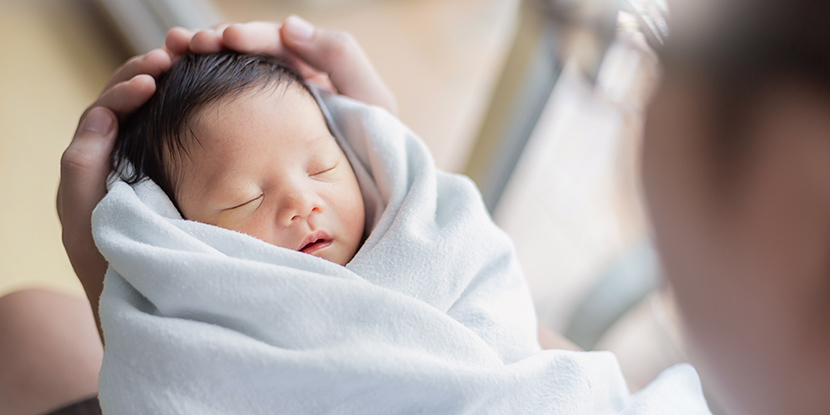 When to Call a Pediatrician or Eye Doctor